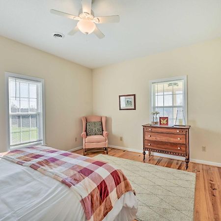 Breathtaking Elkin Getaway With Vineyard Views! Βίλα Εξωτερικό φωτογραφία