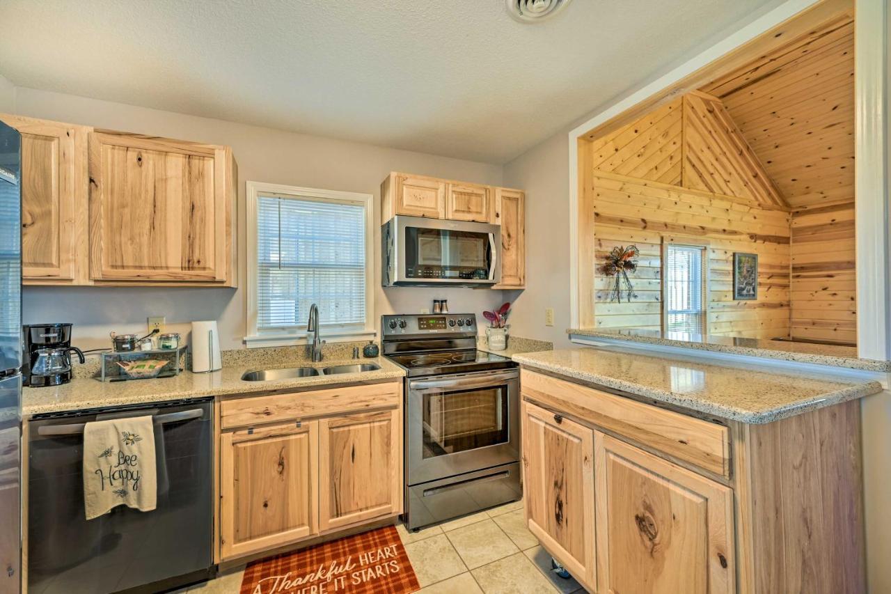 Breathtaking Elkin Getaway With Vineyard Views! Βίλα Εξωτερικό φωτογραφία