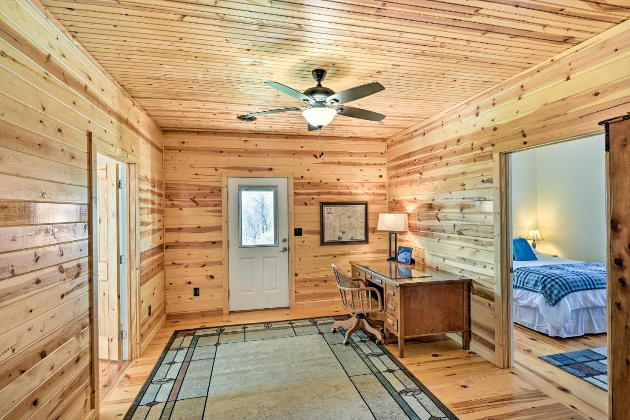 Breathtaking Elkin Getaway With Vineyard Views! Βίλα Εξωτερικό φωτογραφία