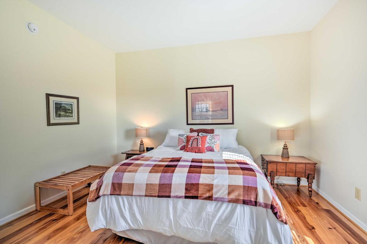 Breathtaking Elkin Getaway With Vineyard Views! Βίλα Εξωτερικό φωτογραφία